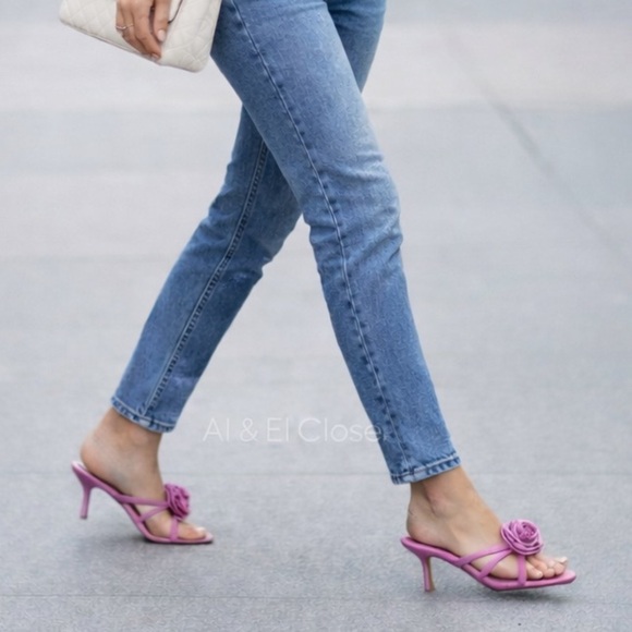 Dolce Vita Shoes - DV Dolce Vita Pink Zelly Strappy Mule Heels with Rosette Detail | Size 8 NWT